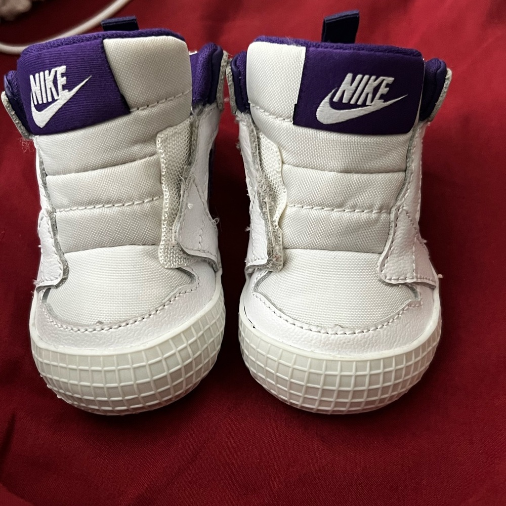 Nike Infant Soft Bottom